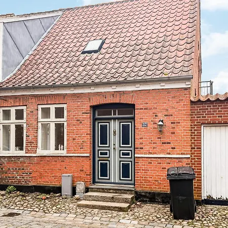 4 Bedroom Awesome In 리베
