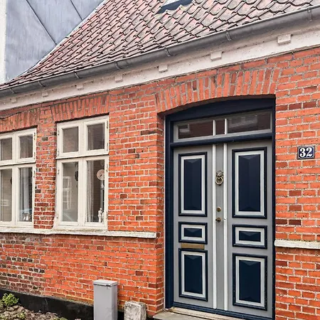 4 Bedroom Awesome In 펜션 리베