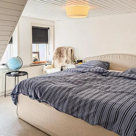 4 Bedroom Awesome In * 리베