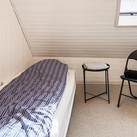 펜션 4 Bedroom Awesome In *